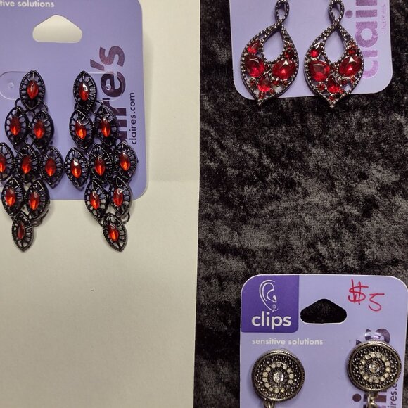 Lot New Claires Icing Black Red Goth Chokers Rings Bracelet Headband & Earrings - Picture 2 of 10